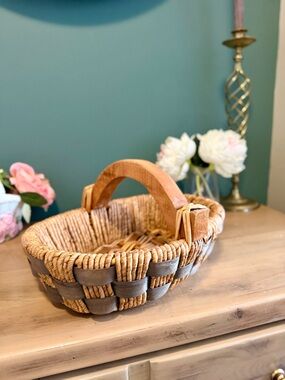 Vintage Woven Basket Wood Handle Rustic Farmhouse Boho Storage